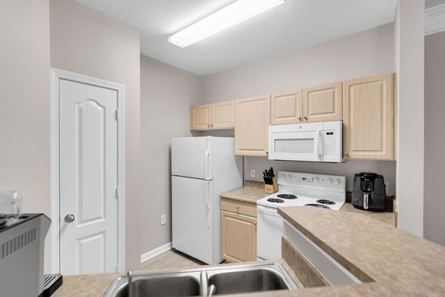 1300 Park West Boulevard 812, Mount Pleasant, SC 29466