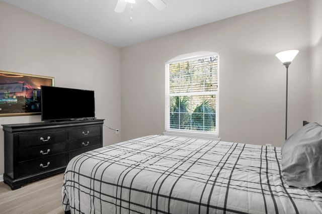 1300 Park West Boulevard 812, Mount Pleasant, SC 29466