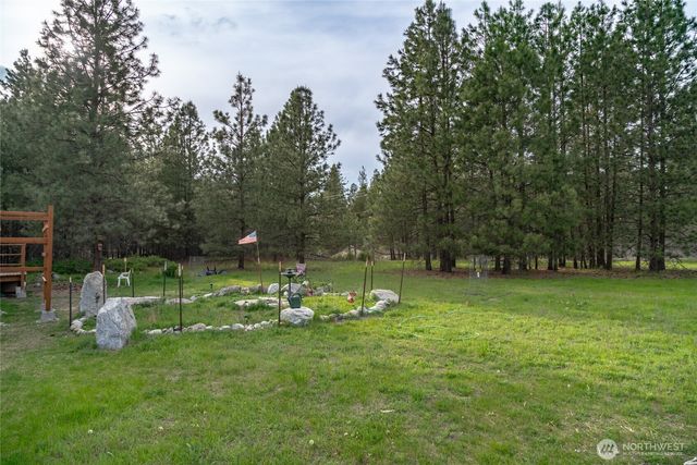 4 Cartwright Drive, Tonasket, WA 98855