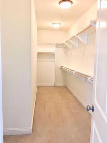 5433 Kiam Street B, Houston, TX 77007