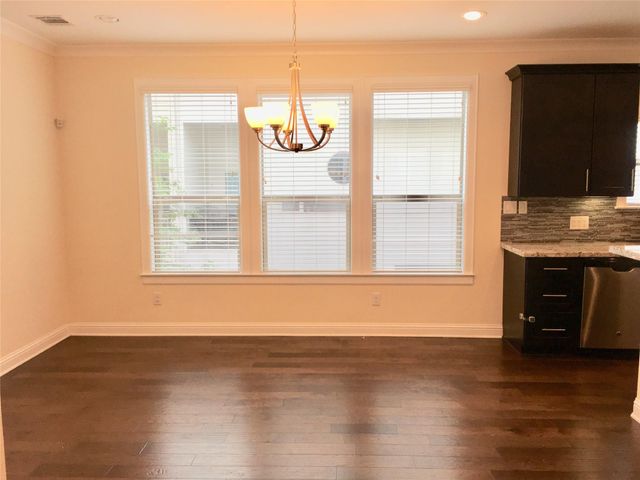 5433 Kiam Street B, Houston, TX 77007