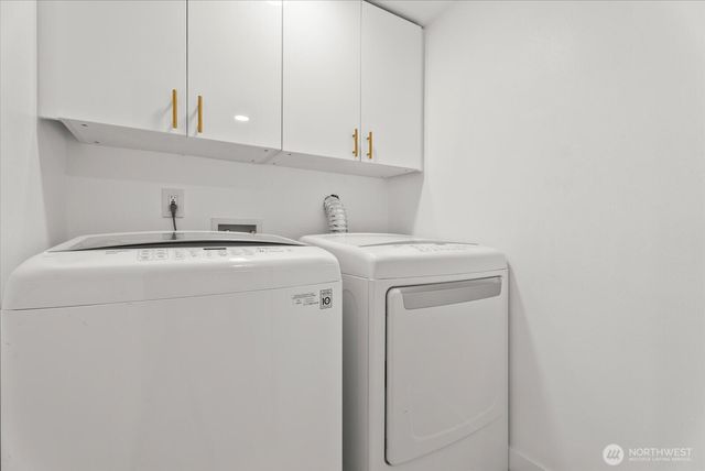 6014 31st Avenue S, Seattle, WA 98108