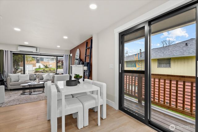 6014 31st Avenue S, Seattle, WA 98108