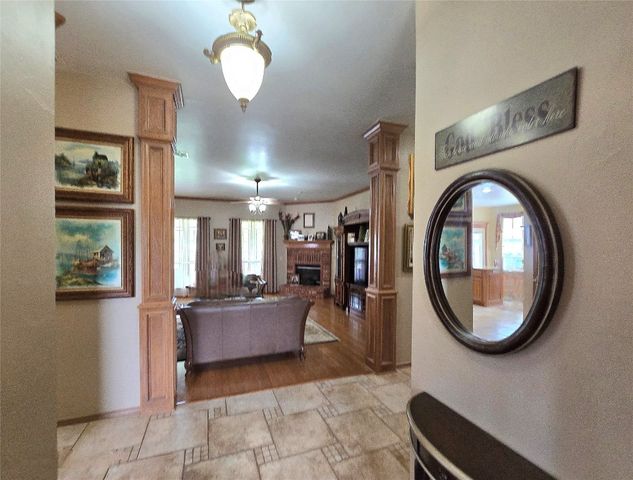 10800 Ashford Drive, Yukon, OK 73099