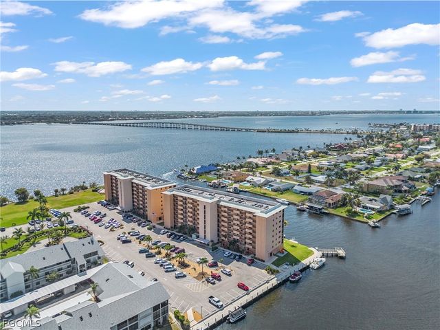 4260 SE 20th PL 701, Cape Coral, FL 33904