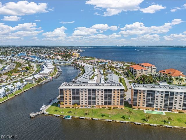 4260 SE 20th PL 701, Cape Coral, FL 33904