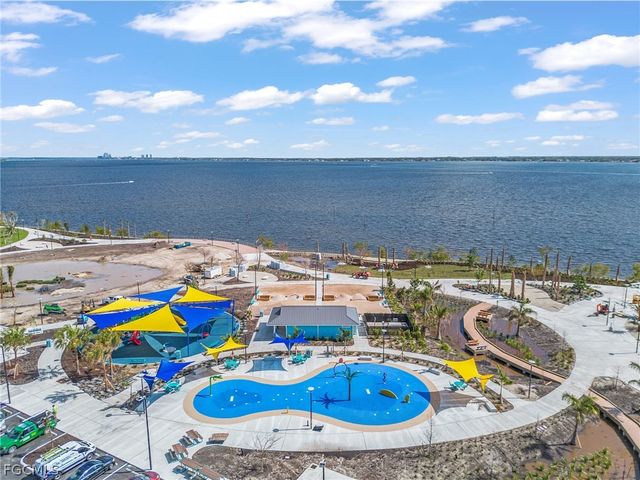 4260 SE 20th PL 701, Cape Coral, FL 33904