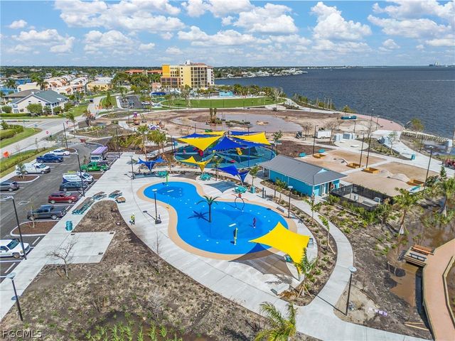 4260 SE 20th PL 701, Cape Coral, FL 33904