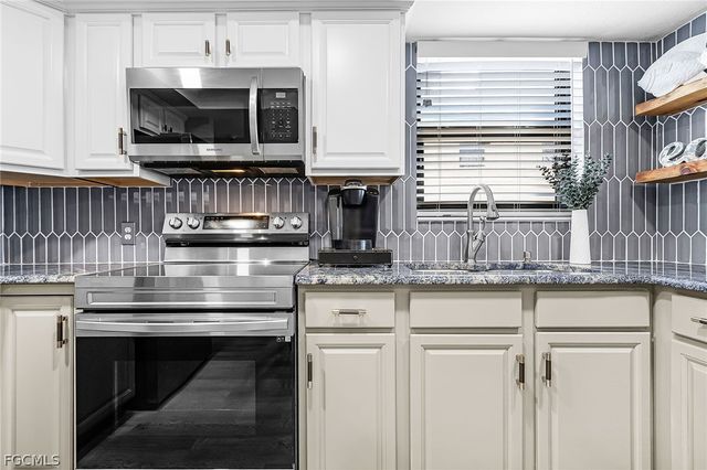 4260 SE 20th PL 701, Cape Coral, FL 33904