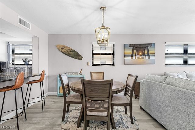 4260 SE 20th PL 701, Cape Coral, FL 33904