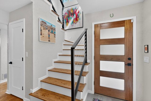 925 Easton Place, Dallas, TX 75218