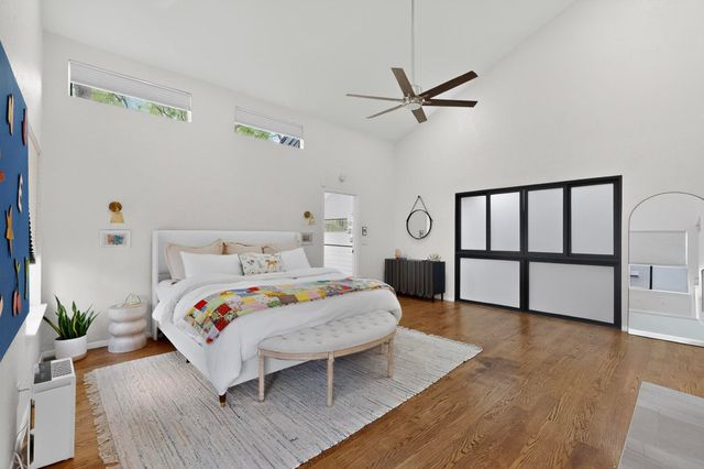 925 Easton Place, Dallas, TX 75218