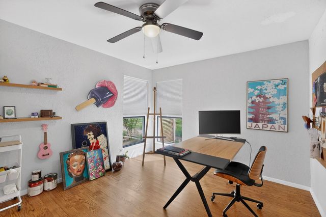 925 Easton Place, Dallas, TX 75218