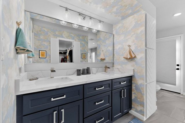 925 Easton Place, Dallas, TX 75218