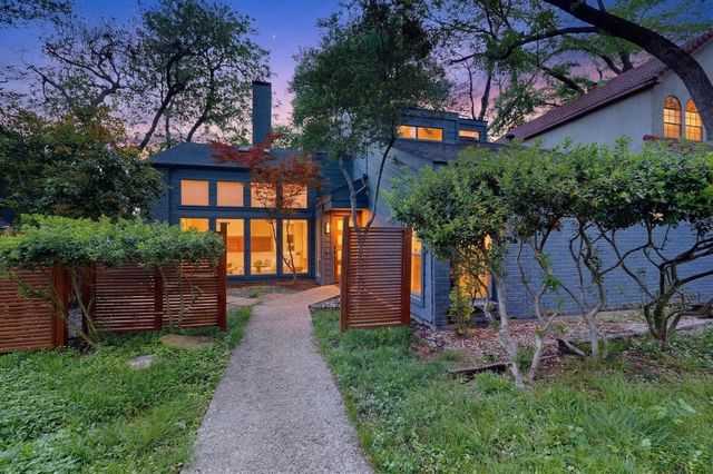 925 Easton Place, Dallas, TX 75218