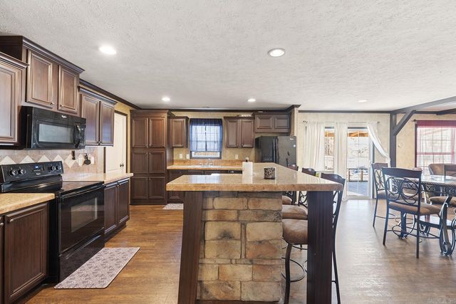 5207 Straughn, Pine Bluff, AR 71603