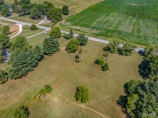 22809 Saint Rose Road, Highland, IL 62249