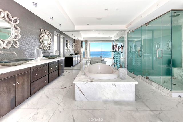 1261 Ocean Front, Laguna Beach, CA 92651