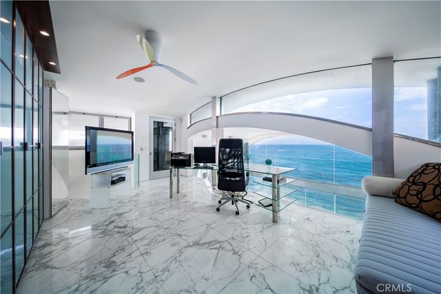 1261 Ocean Front, Laguna Beach, CA 92651