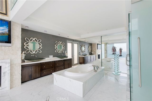 1261 Ocean Front, Laguna Beach, CA 92651