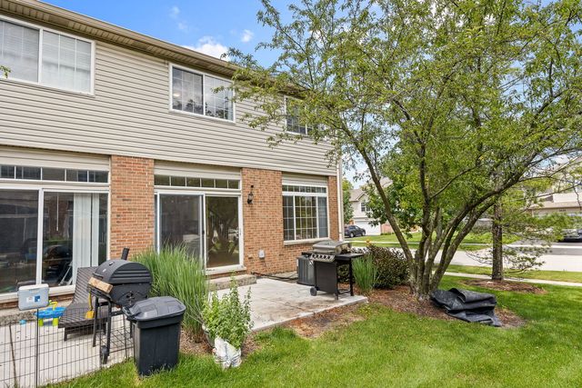 1644 Windward Avenue, Naperville, IL 60563
