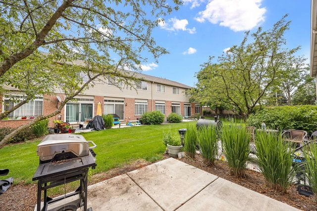 1644 Windward Avenue, Naperville, IL 60563