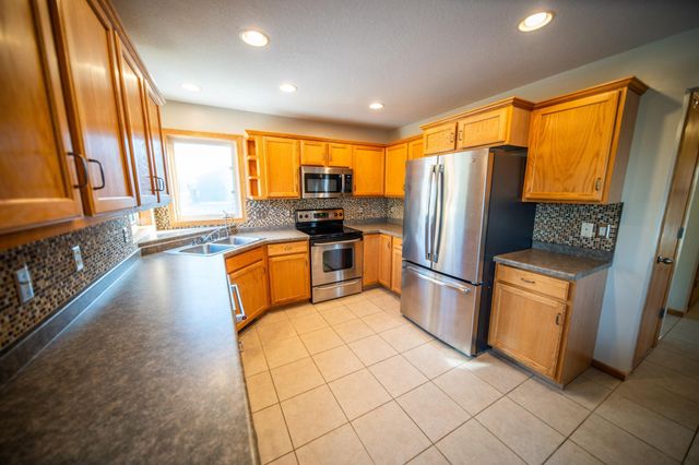 5259 Florence Dr NW, Rochester, MN 55901