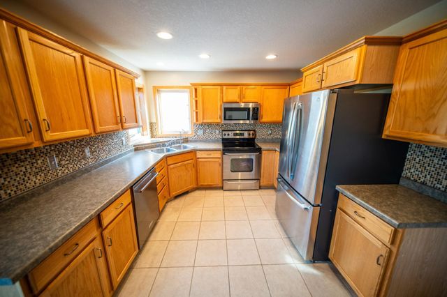 5259 Florence Dr NW, Rochester, MN 55901