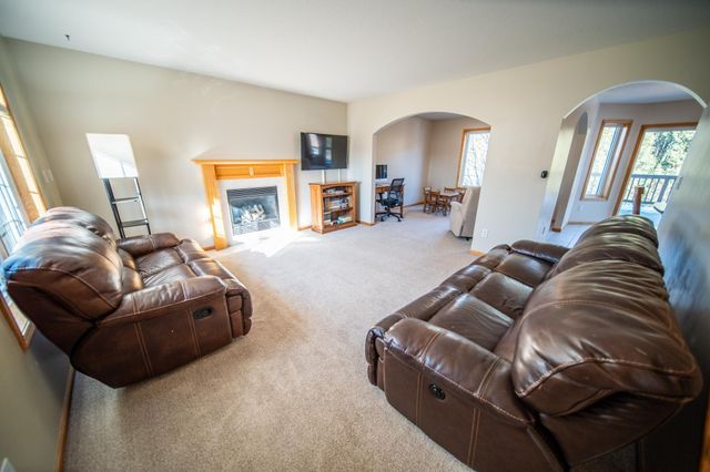 5259 Florence Dr NW, Rochester, MN 55901