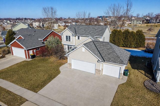 5259 Florence Dr NW, Rochester, MN 55901