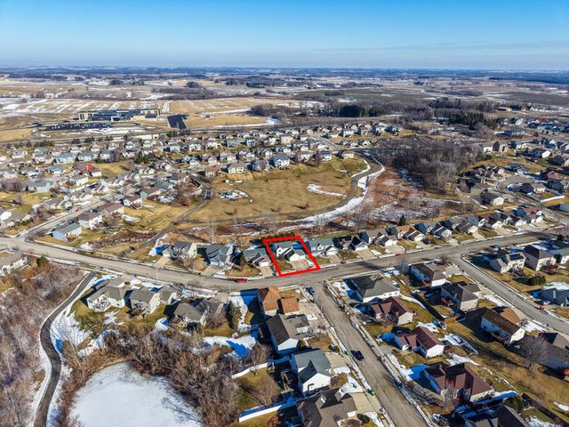 5259 Florence Dr NW, Rochester, MN 55901