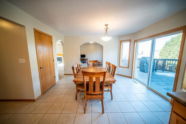 5259 Florence Dr NW, Rochester, MN 55901