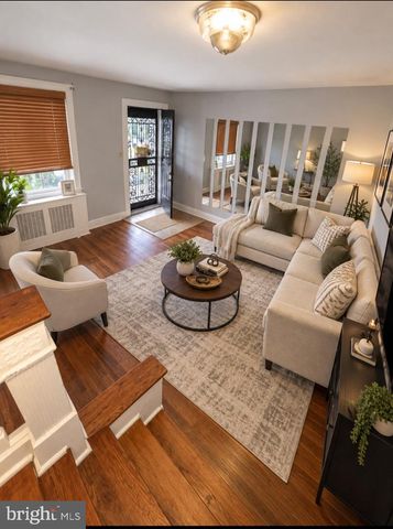 5653 CARPENTER ST, Philadelphia, PA 19143