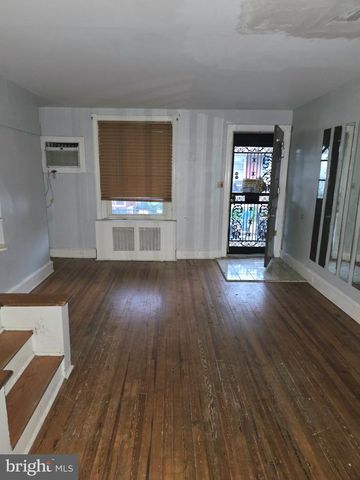 5653 CARPENTER ST, Philadelphia, PA 19143