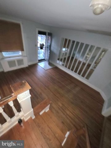 5653 CARPENTER ST, Philadelphia, PA 19143
