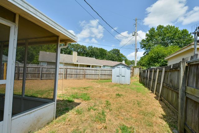 6878 BRADY HILL DR, Cordova, TN 38018