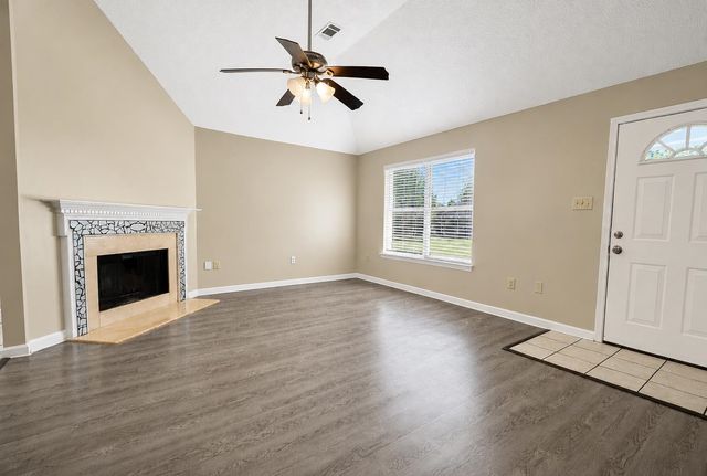 6878 BRADY HILL DR, Cordova, TN 38018