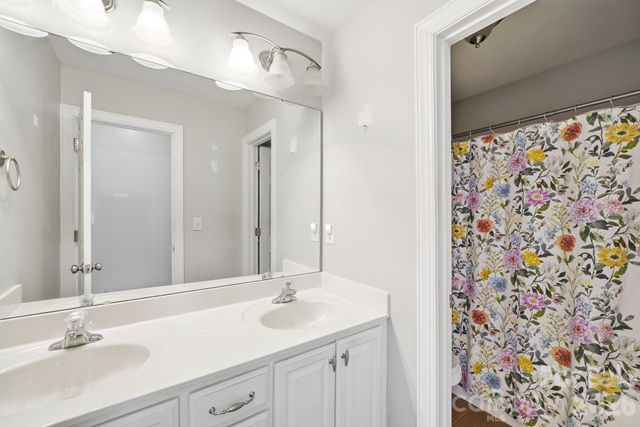 8505 Delamere Lane, Charlotte, NC 28269