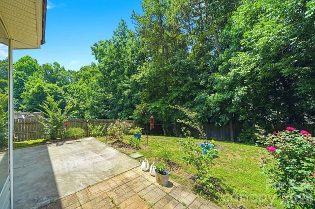 8505 Delamere Lane, Charlotte, NC 28269