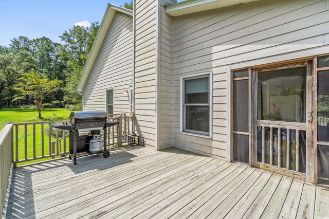 676 Gravel Gulley Rd., Georgetown, SC 29440