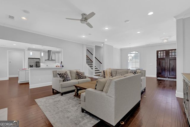 1560 Tapestry Ridge, Lawrenceville, GA 30045