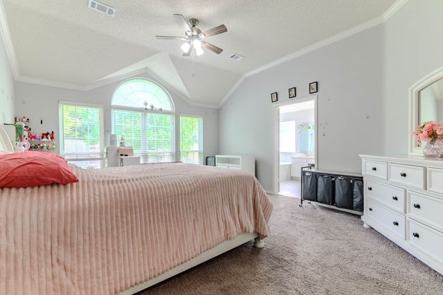 2206 S Branch Drive, Arlington, TX 76001