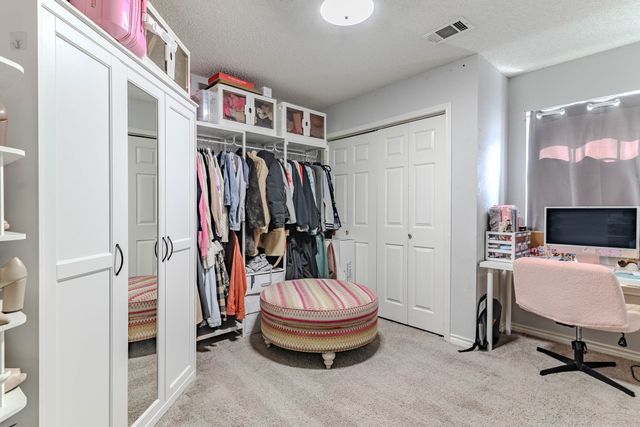 2206 S Branch Drive, Arlington, TX 76001