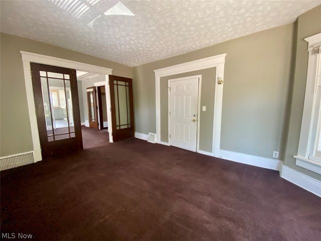 50 Walnut Street, Akron, OH 44303