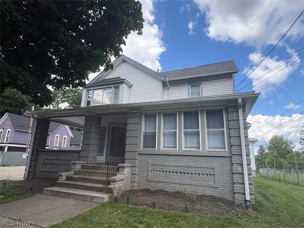 50 Walnut Street, Akron, OH 44303