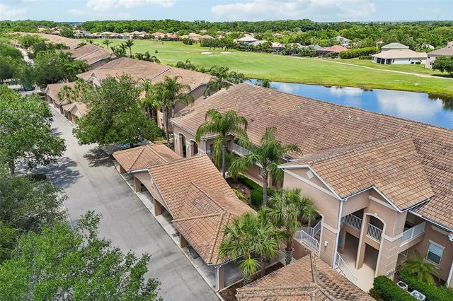1003 FAIRWAYCOVE LANE 201, Bradenton, FL 34212