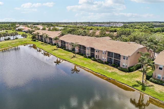 1003 FAIRWAYCOVE LANE 201, Bradenton, FL 34212