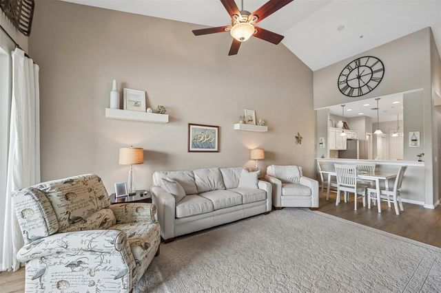 1003 FAIRWAYCOVE LANE 201, Bradenton, FL 34212