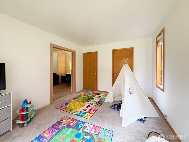 22833 107th Avenue NE, Arlington, WA 98223
