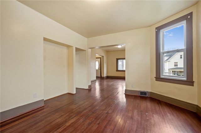 1254 Victoria Ave, New Kensington, PA 15068